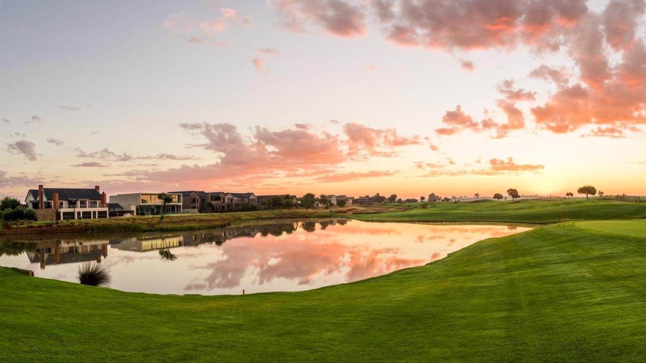 كمبتون بارك The Serengeti Lodge المظهر الخارجي الصورة